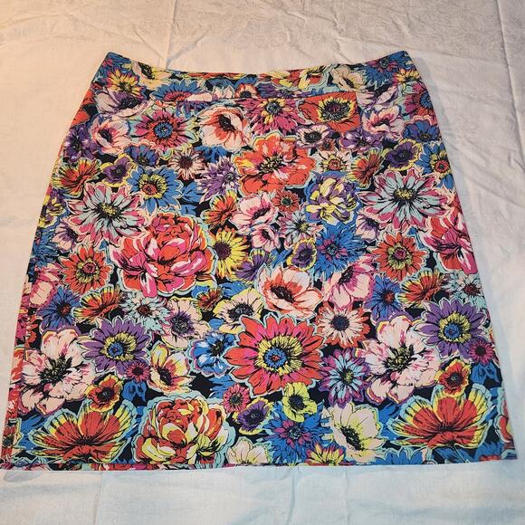 Jessica London Dresses & Skirts - Gorgeous Jessica London Floral Skirt-Sz 20